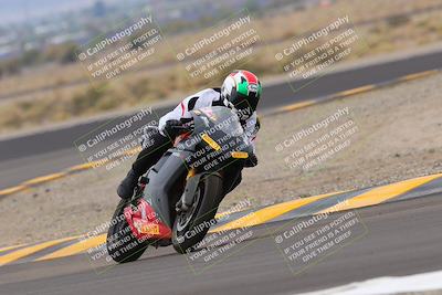 media/Sep-10-2022-SoCal Trackdays (Sat) [[a5bf35bb4a]]/Turn 11 (11am)/